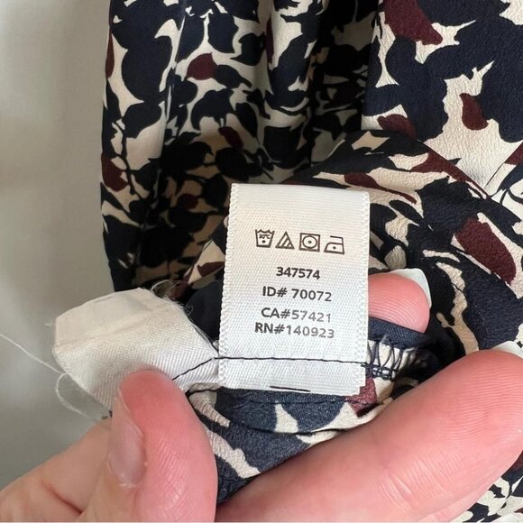 LOFT Womens Size 2 Navy Blue Burgundy Cream Floral Long Sleeve Tie Neck Romper - Picture 11 of 15